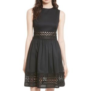 Ted Baker London
Dayzey Lace Paneled Dress